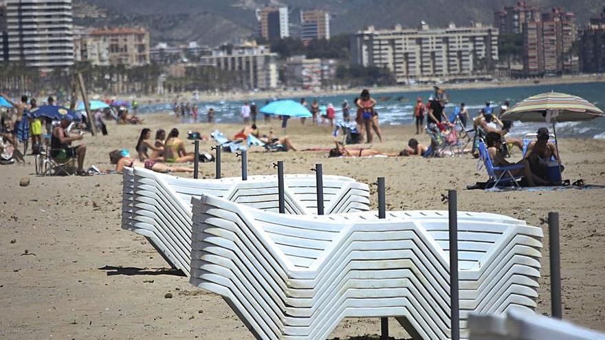 A la playa con controles por tierra, mar y aire