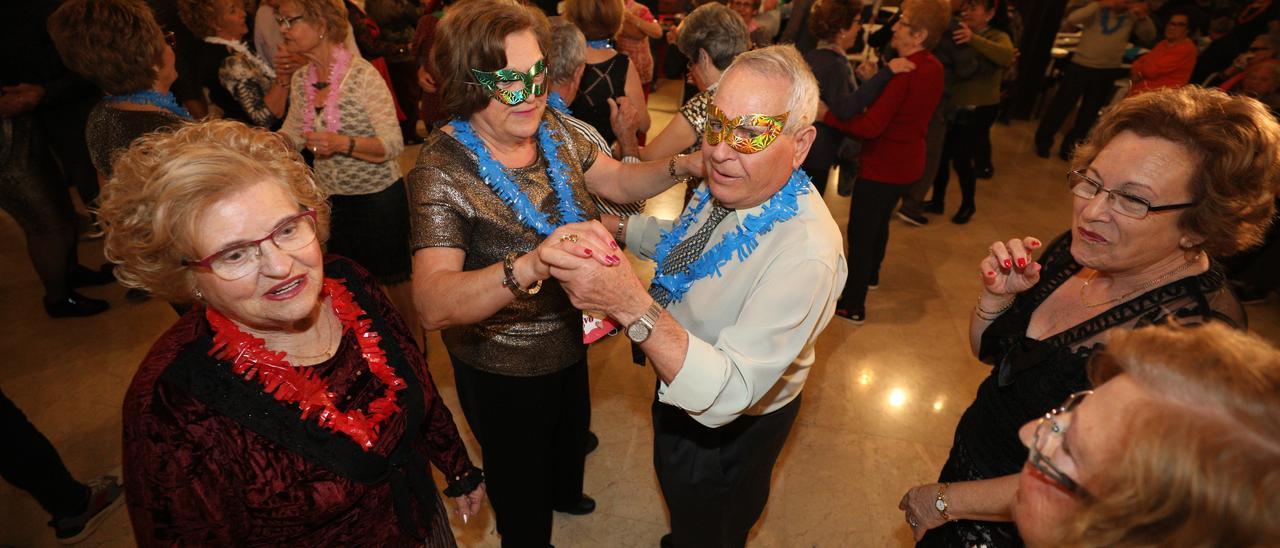 El baile de las uvas celebrado en Elche en 2019