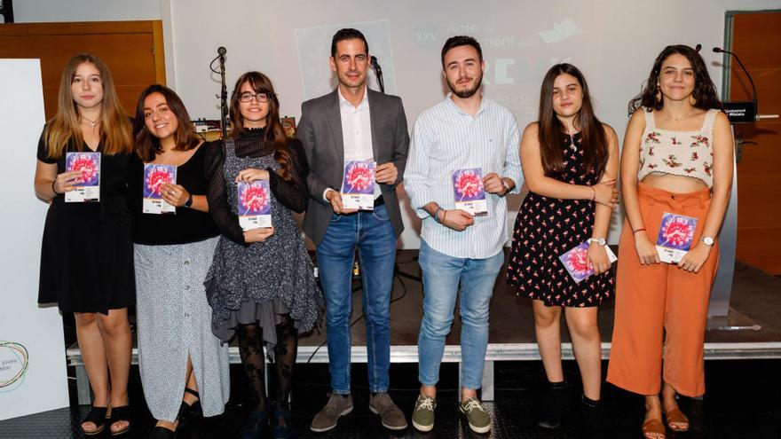 Mislata entrega los Premios Juveniles de Literatura Breve