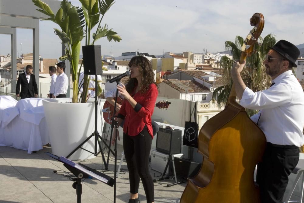 El president de la Generalitat, Ximo Puig, inaugura la nueva sede de Caixa Ontinyent