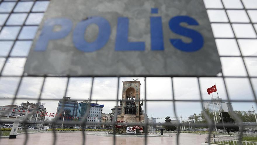 Un ataque con cuchillo deja un alumno muerto y siete heridos en un instituto de Estambul