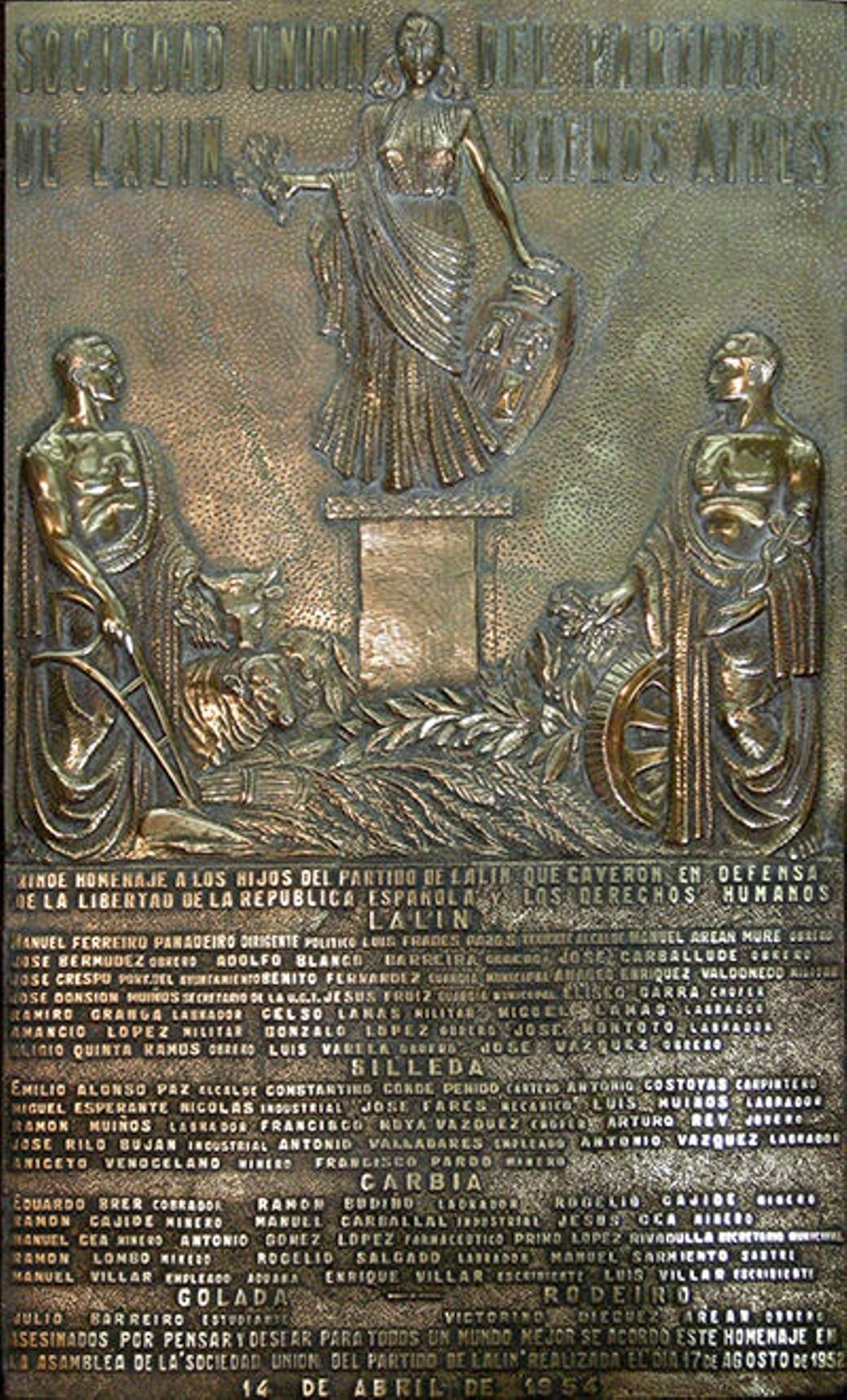 PLACA DE REPRESALIADOS DE DEZA EN LA FEDERACIÓN DE SOCIEDADES GALLEGAS EN ARGENTINA BUENOS AIRES