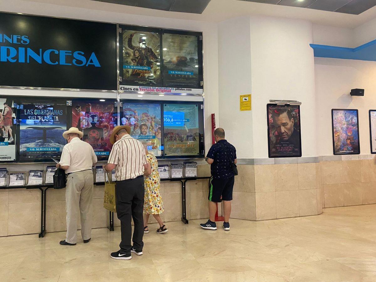 El programa Cine Sénior ofrece entradas a 2 euros para los mayores de 65 años todos los martes.