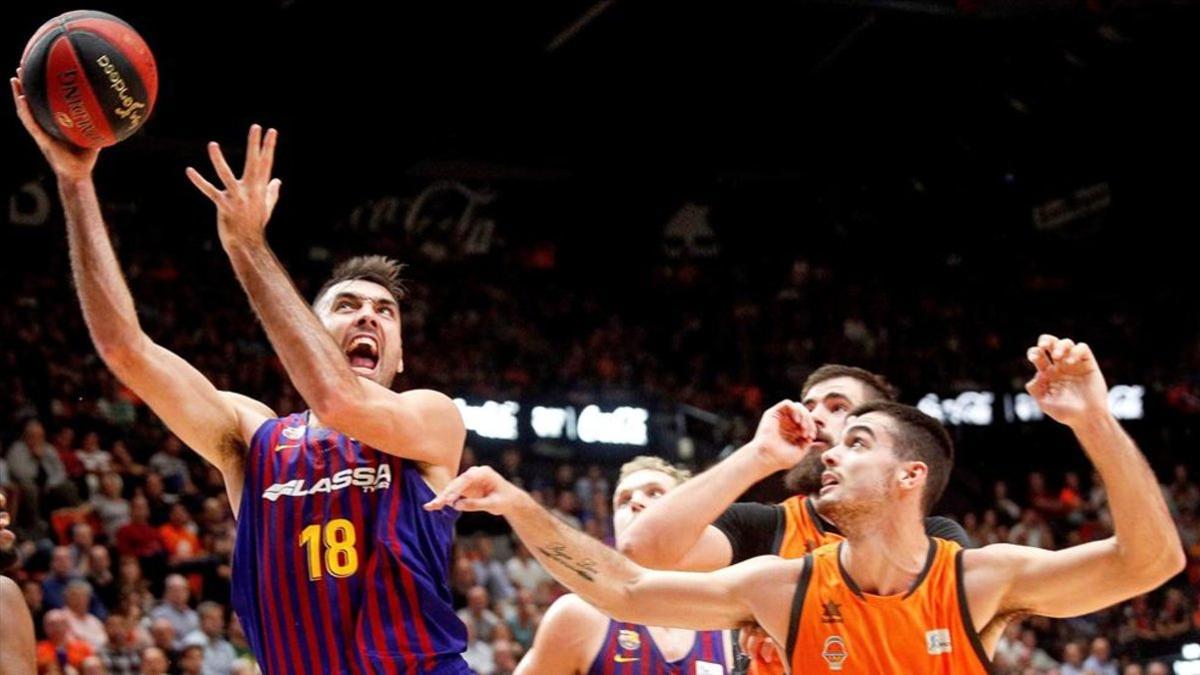 Barça Lassa y Valencia Basket se ven las caras en un partido clave