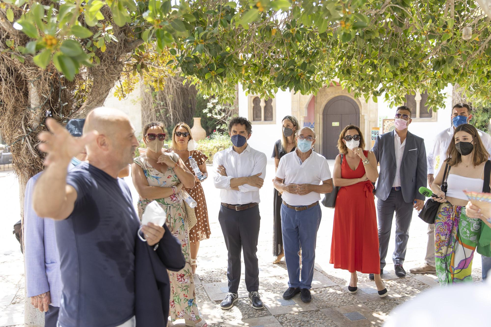 Presentación de las cabañas del parque de atracciones Terra Mítica