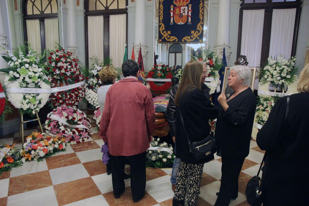 Capilla ardiente de Manuel Alcántara