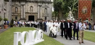 Poio saca a su patrón por el San Xoán