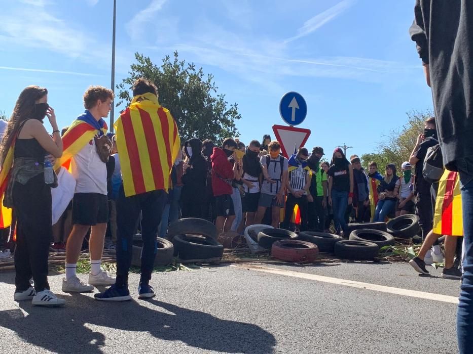 Primer dia de la vaga d'estudiants a Manresa