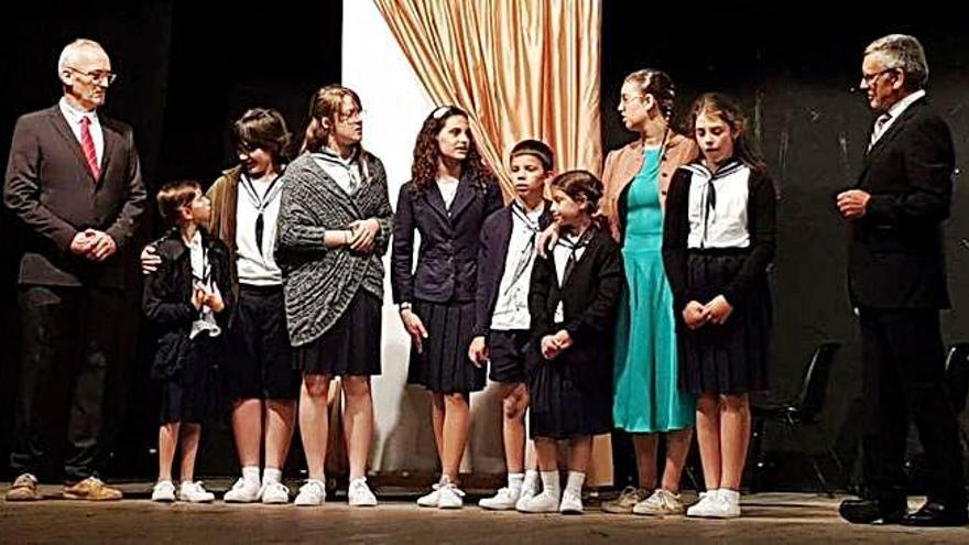 Assajos del musical «Somriures i llàgrimes», que es veurà en 4 funcions