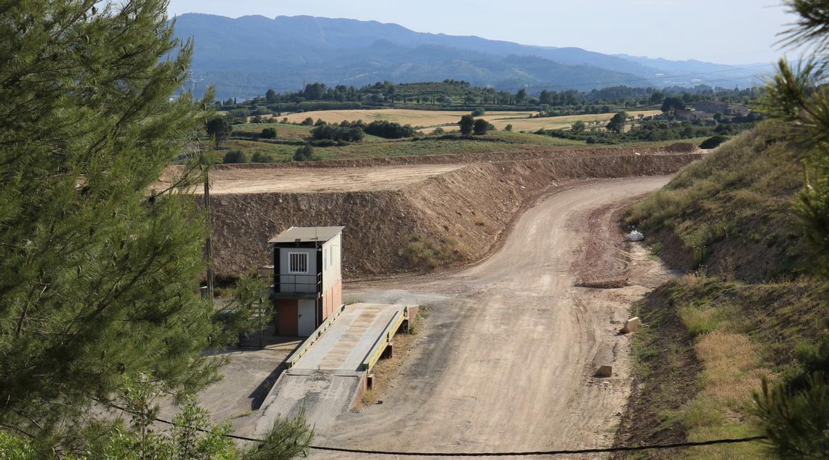 ERC denuncia que l’abocador de Can Canyadell de Rubí opera sense llicència ambiental