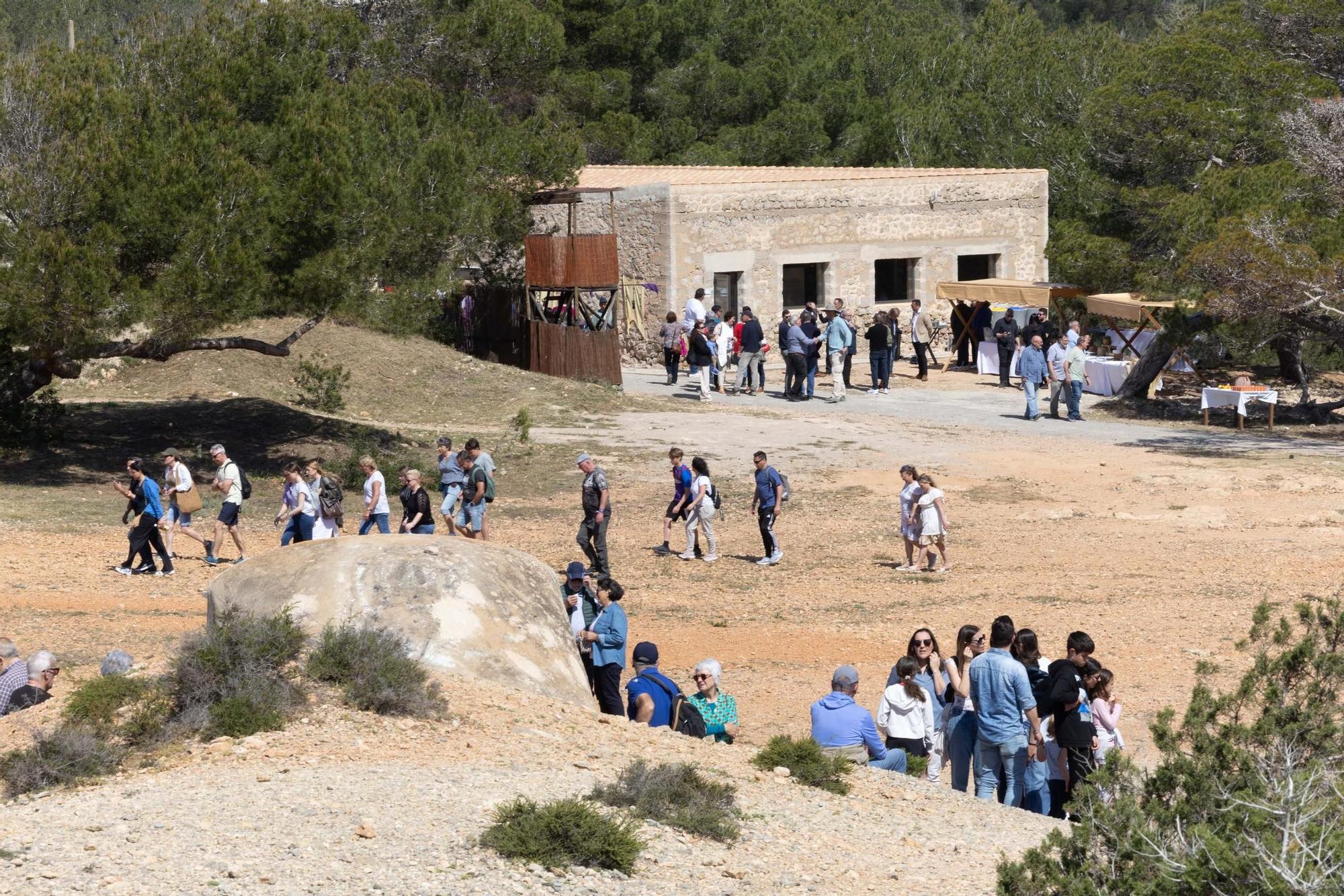 Apertura del Yacimiento Fenicio de Sa Caleta