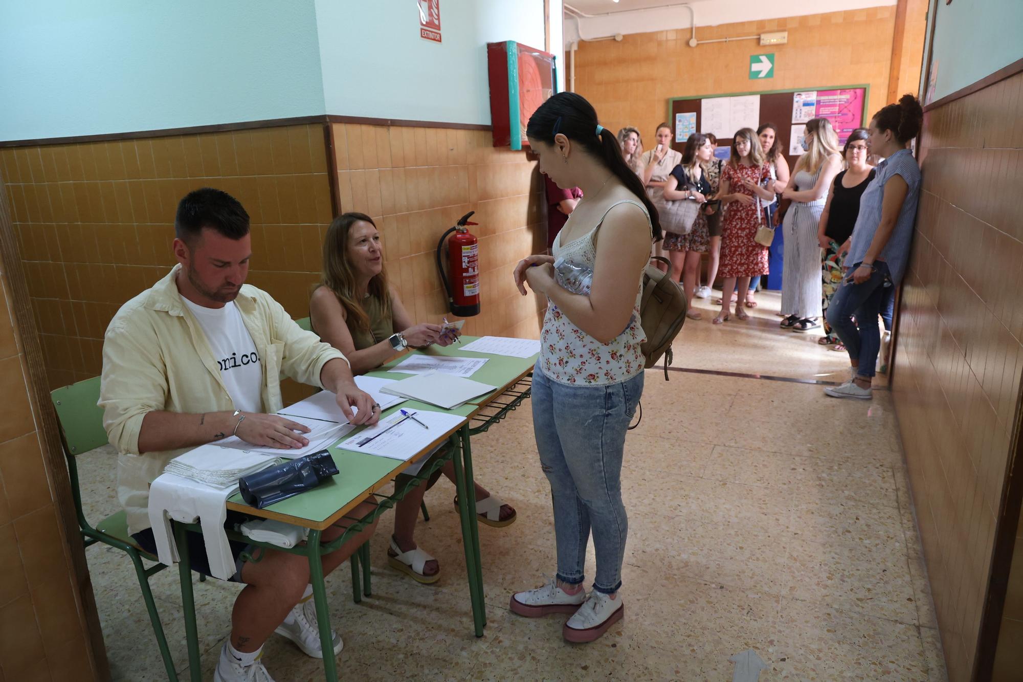 Nervios e incertidumbre: Así han sido la oposiciones docentes en Castellón