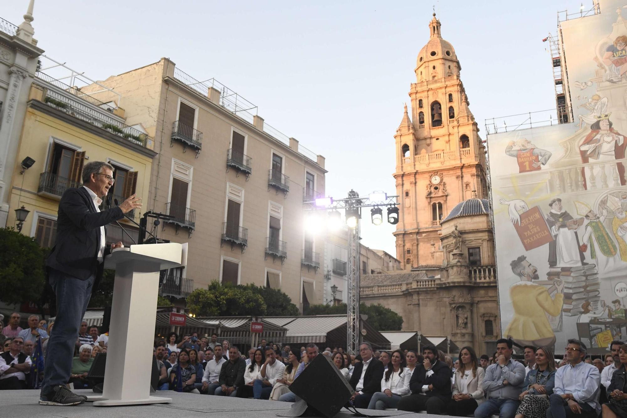 El mitin con Feijóo y López Miras en la Plaza de la Catedral de Murcia, en imágenes