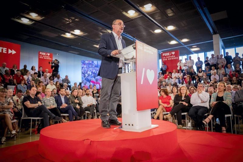 Zaragoza, escenario de campaña para Sánchez, tras la muerte de Rubalcaba