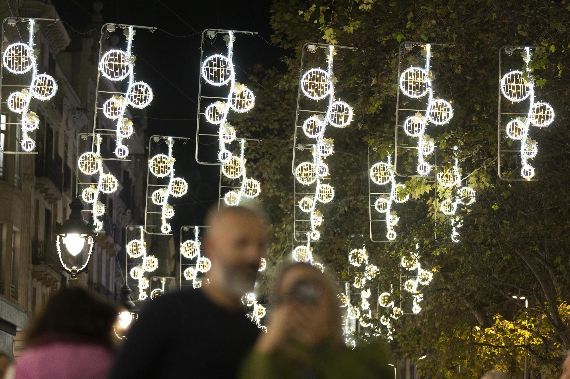 En imágenes: así brilla el alumbrado navideño de Barcelona