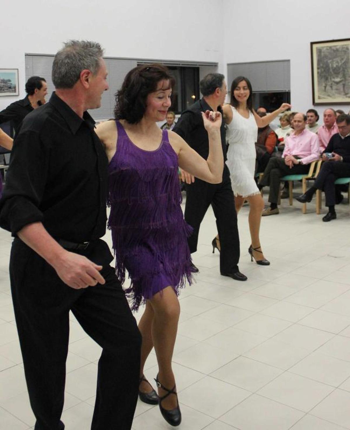 Espectáculo de baile para los mayores
