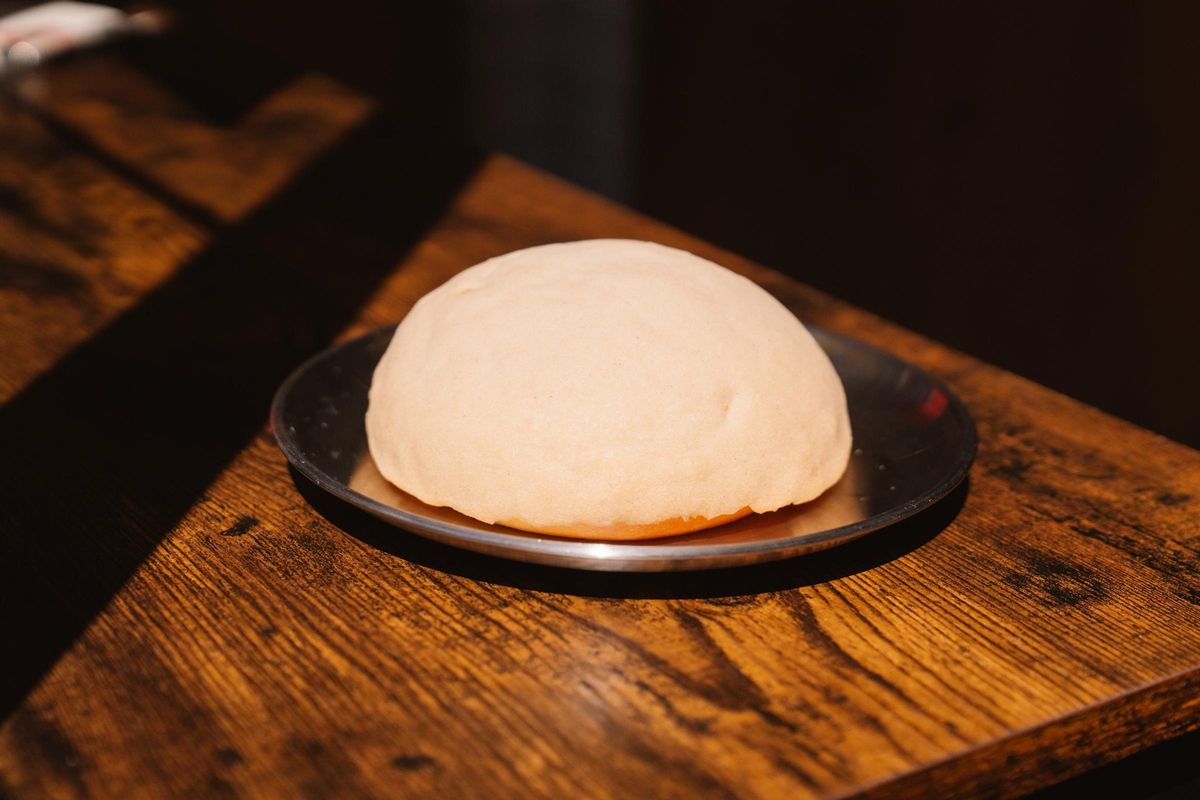 Uno de los bollos mexicanos de Pancito Perrón.