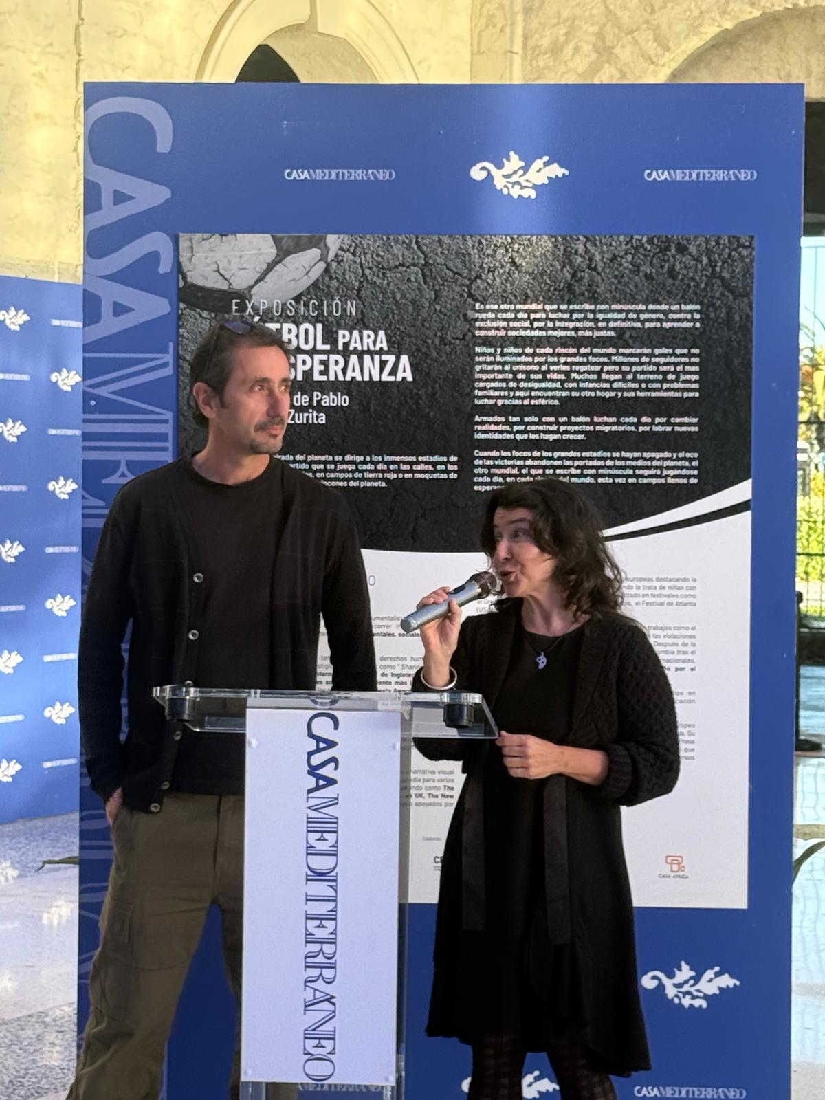 Javier Zurita y Ofelia de Pablo, durante el acto.