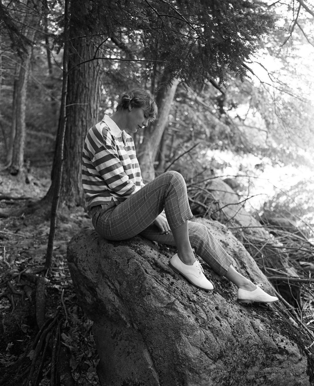 El disco 'Folklore' de Taylor Swift no deja de darle alegrías a la cantante