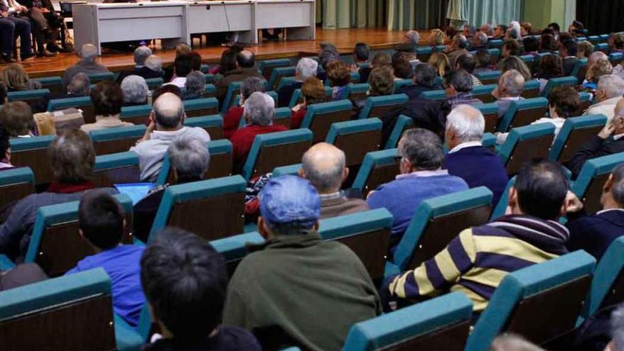 Una de las asambleas celebradas por los preferentistas zamoranos.