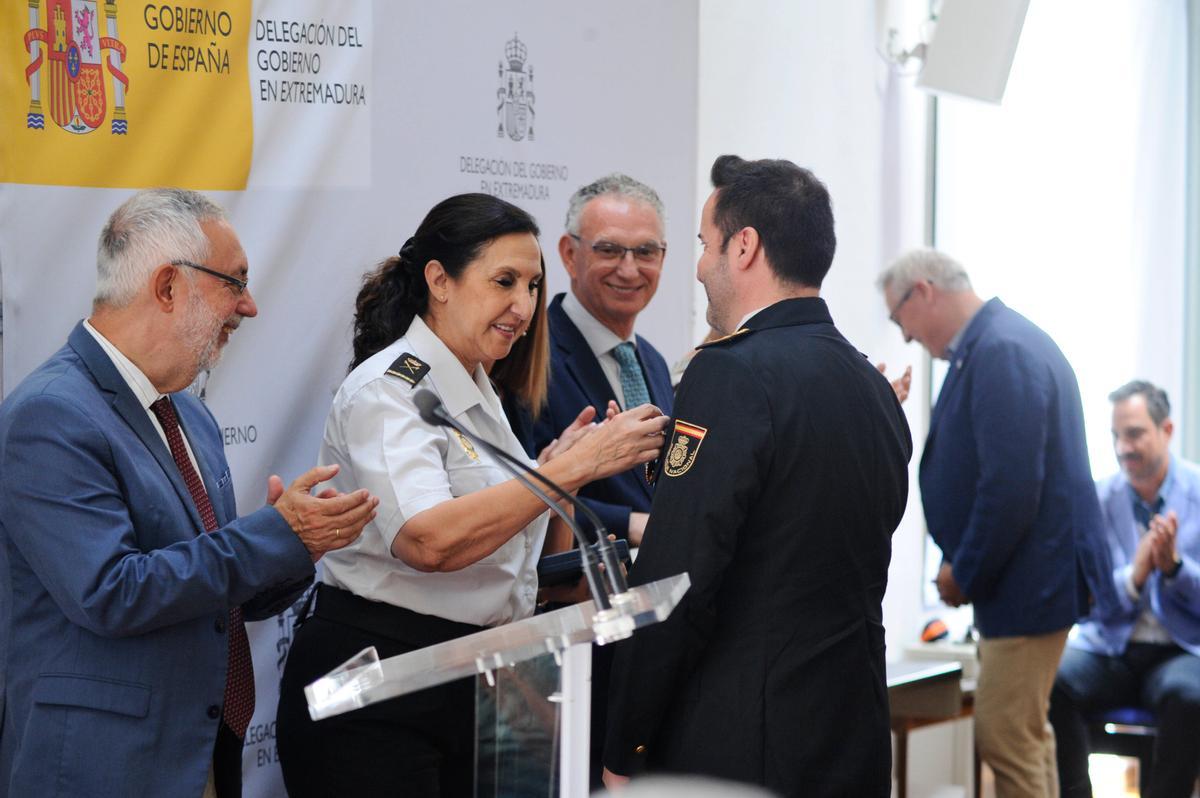 Las imágenes de la entrega de la Medalla al Mérito de la Protección Civil