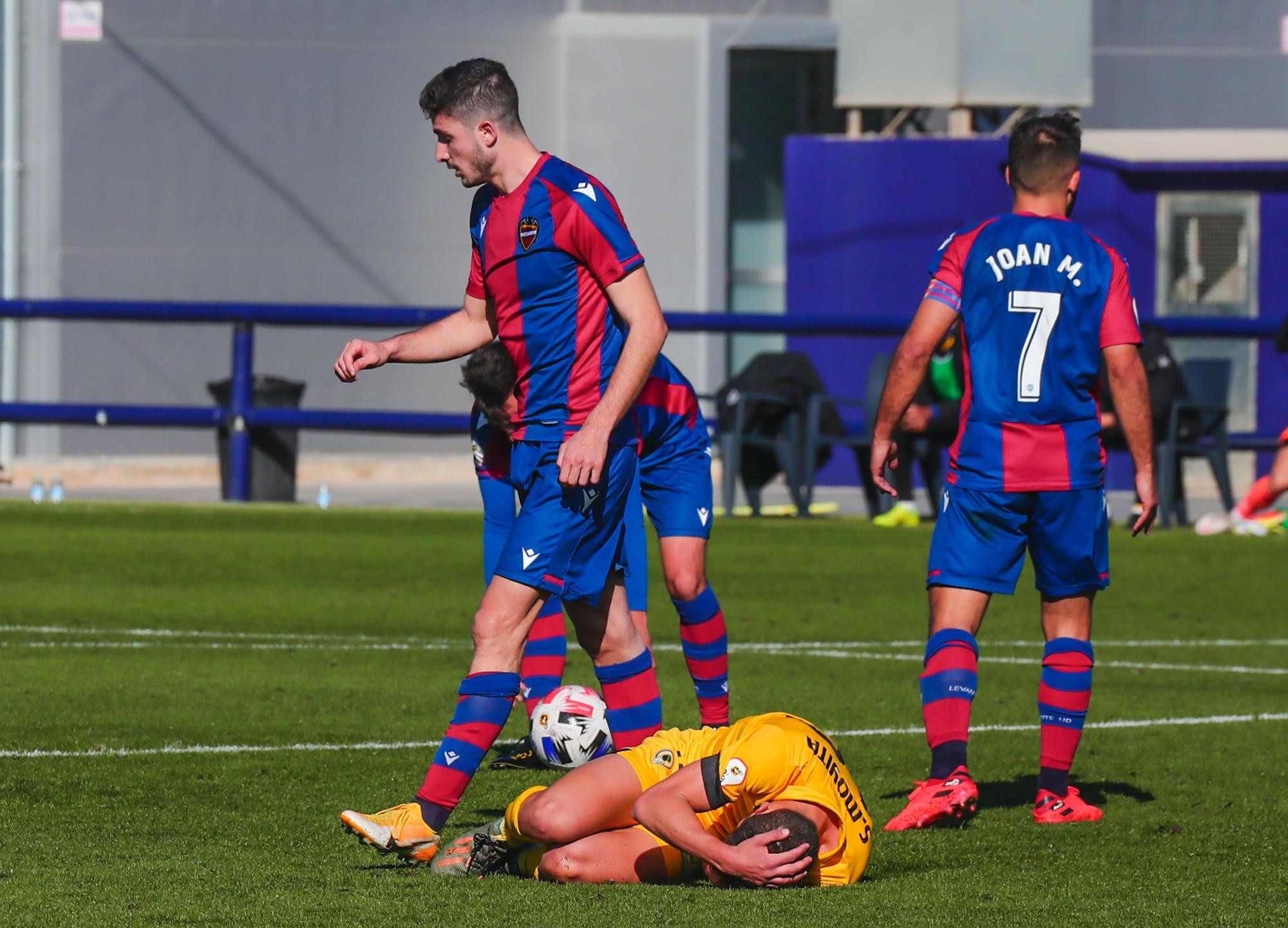 Atlético Levante - Hércules: las imágenes del partido