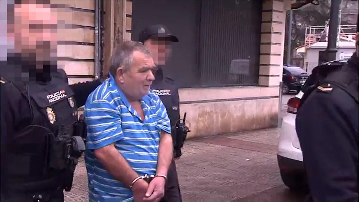 Detenido el hombre acusado de matar a su pareja a puñaladas en plena calle en Asturias