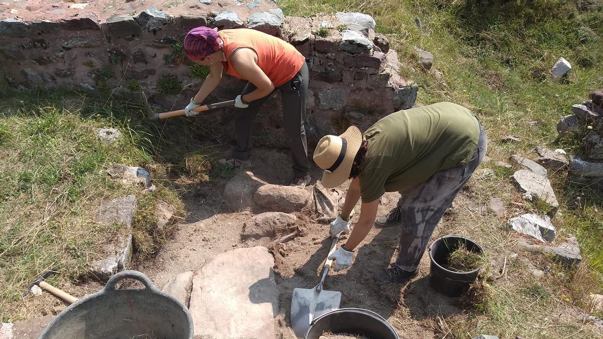 Trabajos previos en el yacimiento de Santa Cristina de Somport.