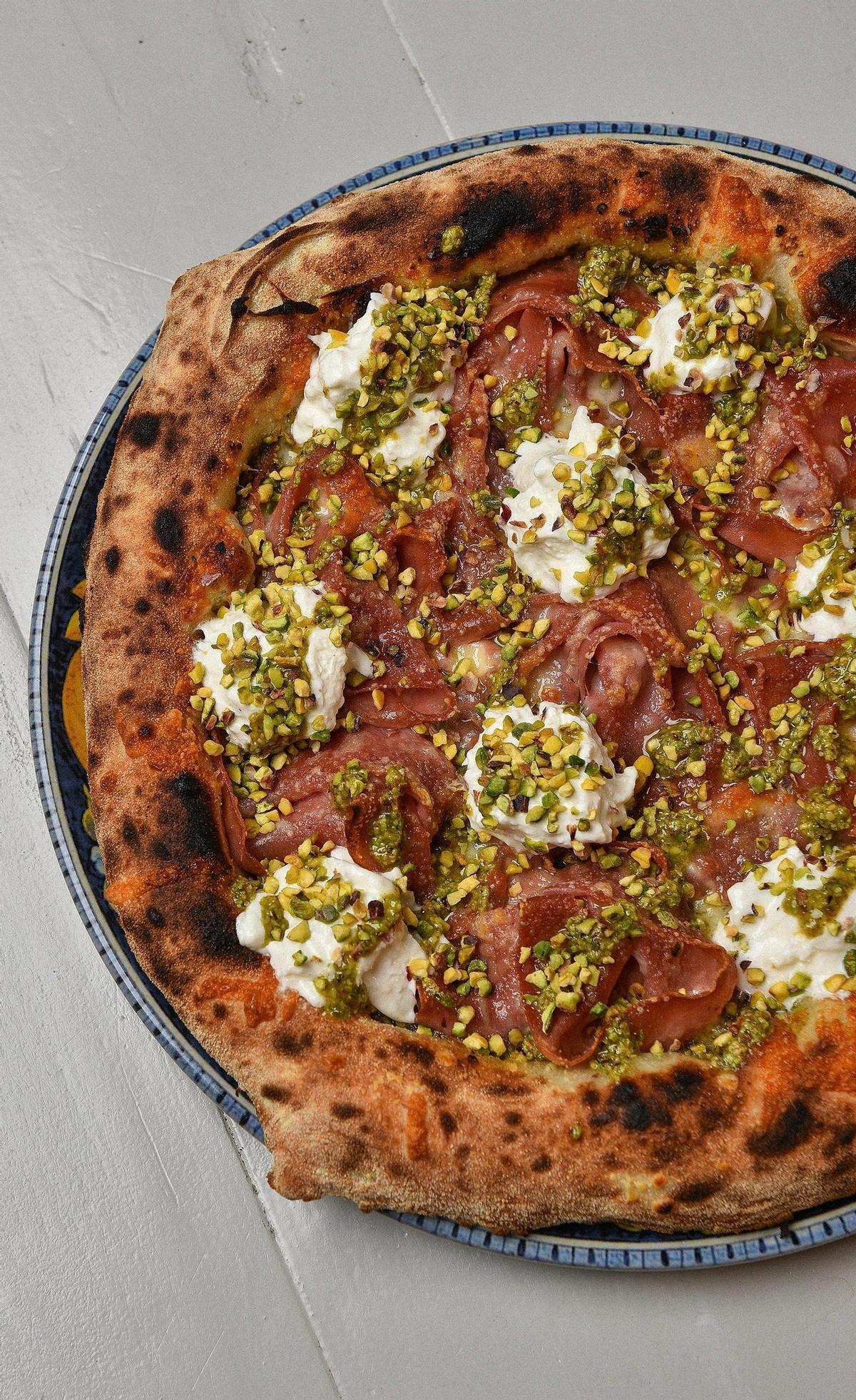 La pizza de mortadela y pistacho