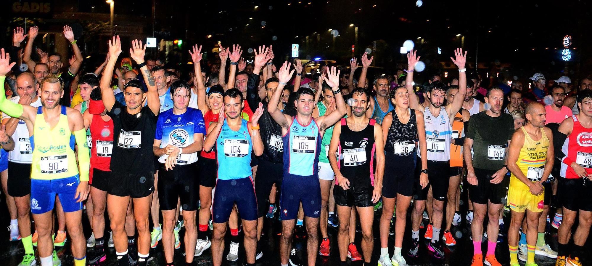 La XXVI Carreira San Martiño de Bueu, contra la lluvia y el viento