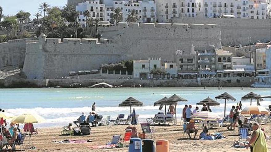 Castellón gana turistas de última hora en el ‘puente’ por Cataluña