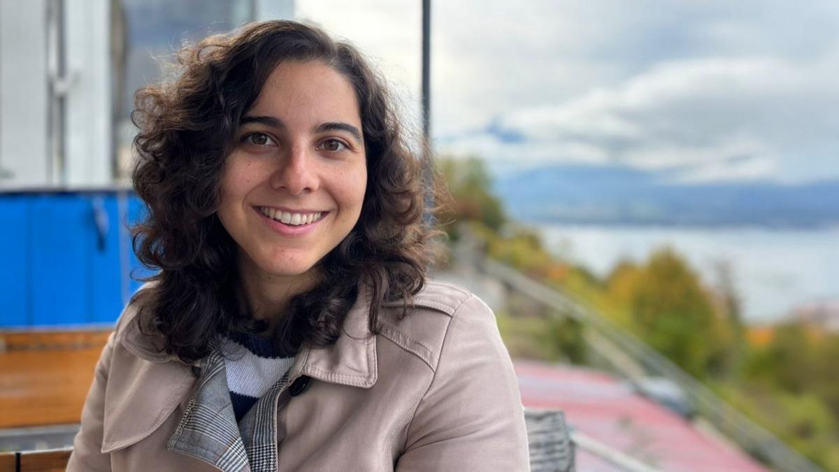 Clara Ramón Alvarez, investigadora premiada pola Sociedá Española de Física.