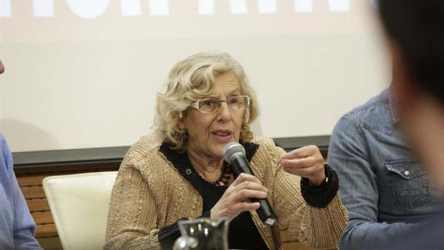 Carmena vota a favor de reprobar a la delegada del Gobierno