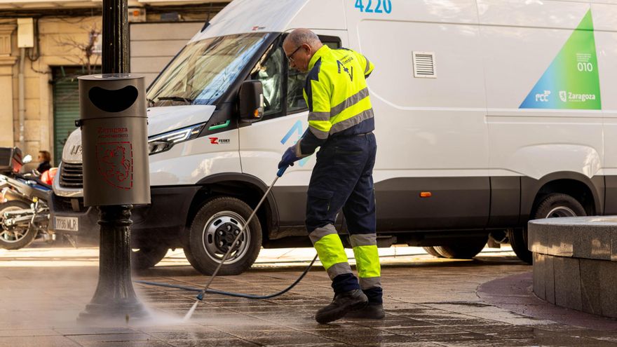La limpieza intensiva llega a todos los barrios de Zaragoza