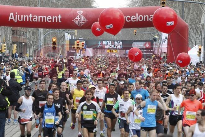 Las imágenes de la Mitja Marató de Barcelona