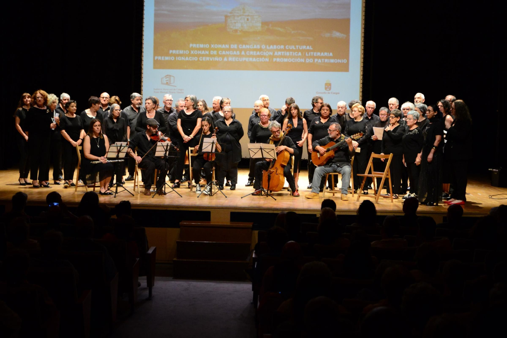 Cangas escribe otro capítulo de su cultura