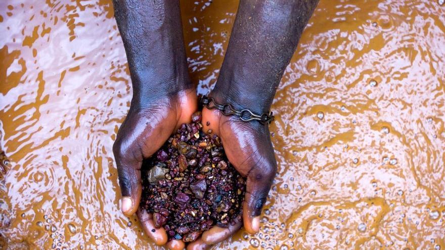 Al menos 226 muertos por un corrimiento de tierras sobre una mina de coltán en la República Democrática del Congo