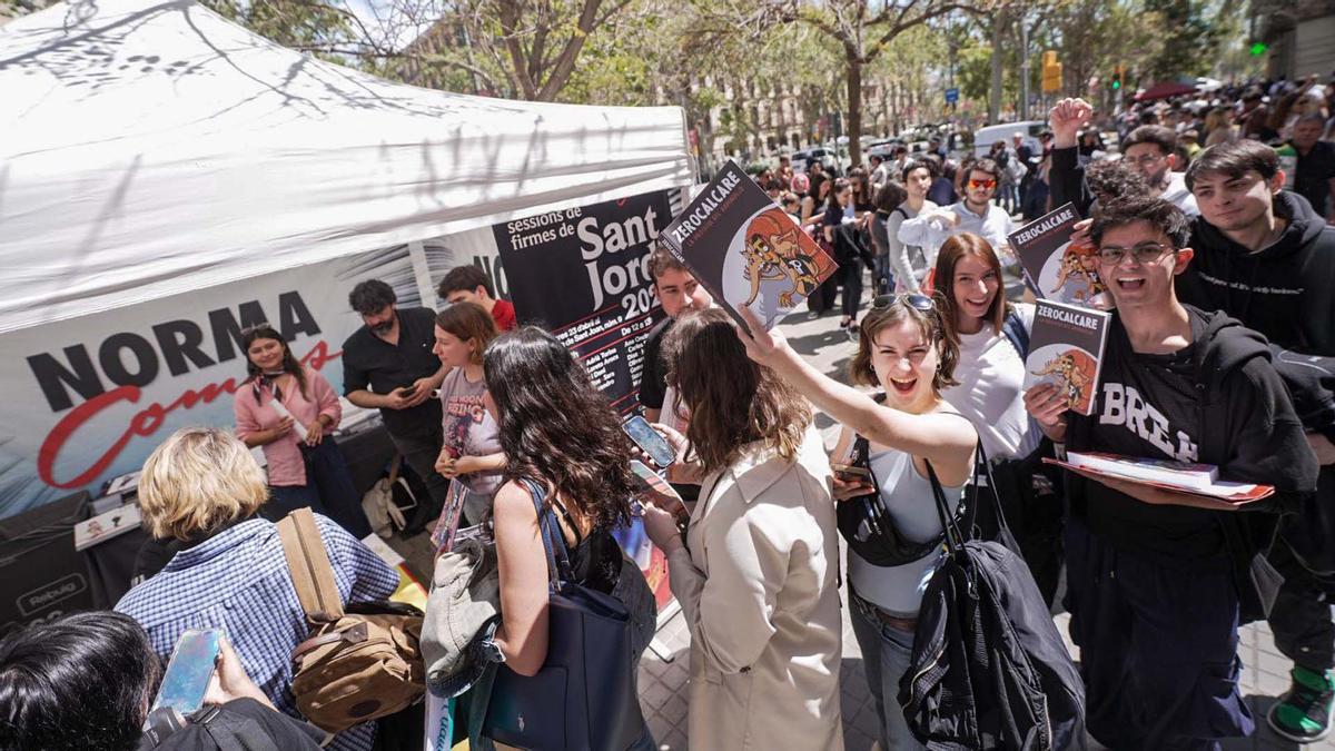 Un Sant Jordi de récord, en imágenes
