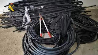 Sorprendido un vecino de Villanueva cuando robaba cable de cobre