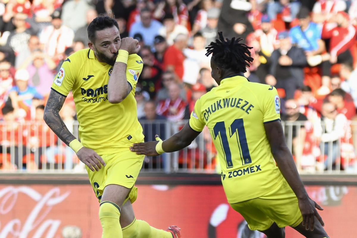 José Luis Morales celebra el segundo gol del Villarreal ante el Almería.