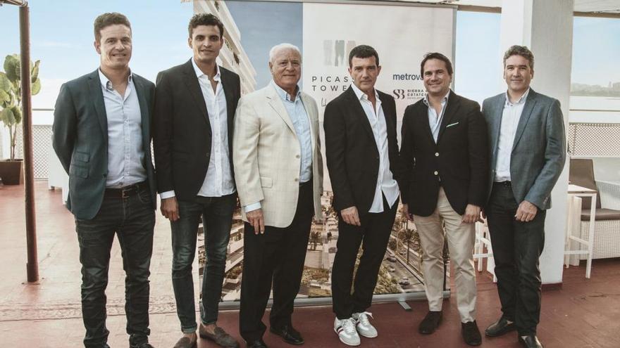 Luis Rodríguez, Carlos Rodríguez, Pedro Rodríguez, Antonio Banderas, José Ignacio Carrión y Miguel Fajardo.