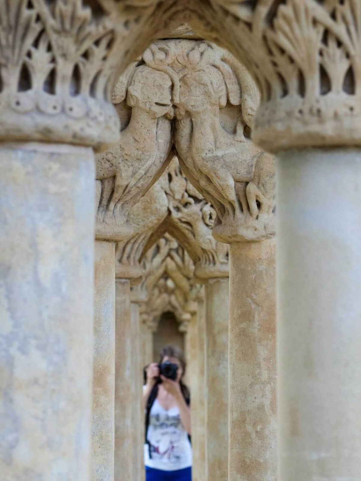 El claustro de Palamós es románico y salmantino
