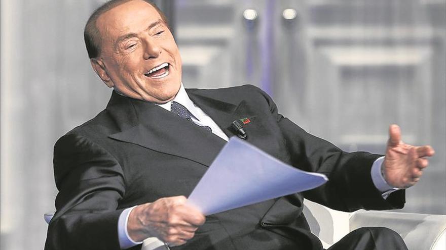Berlusconi se jacta de ser un hombre deseado