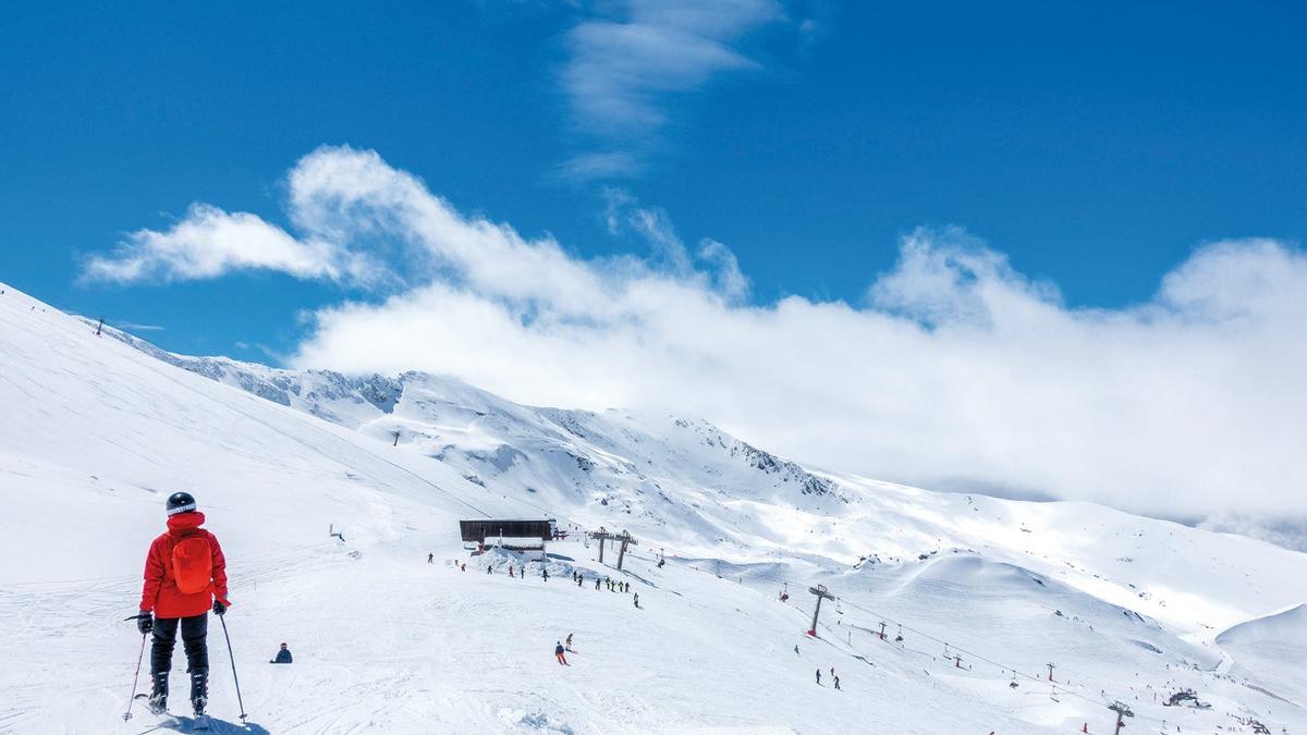 Sierra Nevada, el mejor plan para esquiar este invierno