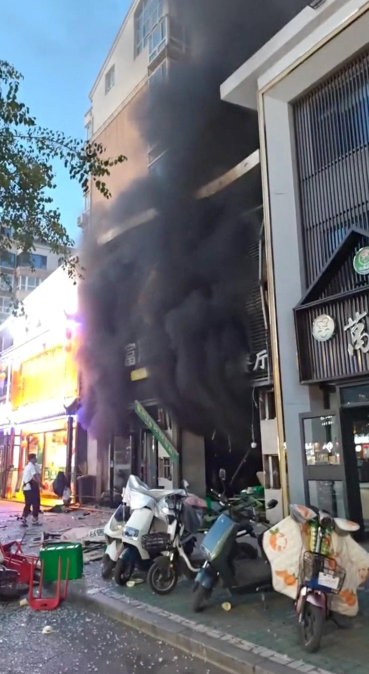 Al menos 31 muertos en Yinchuan (China) tras una explosión de gas en un restaurante