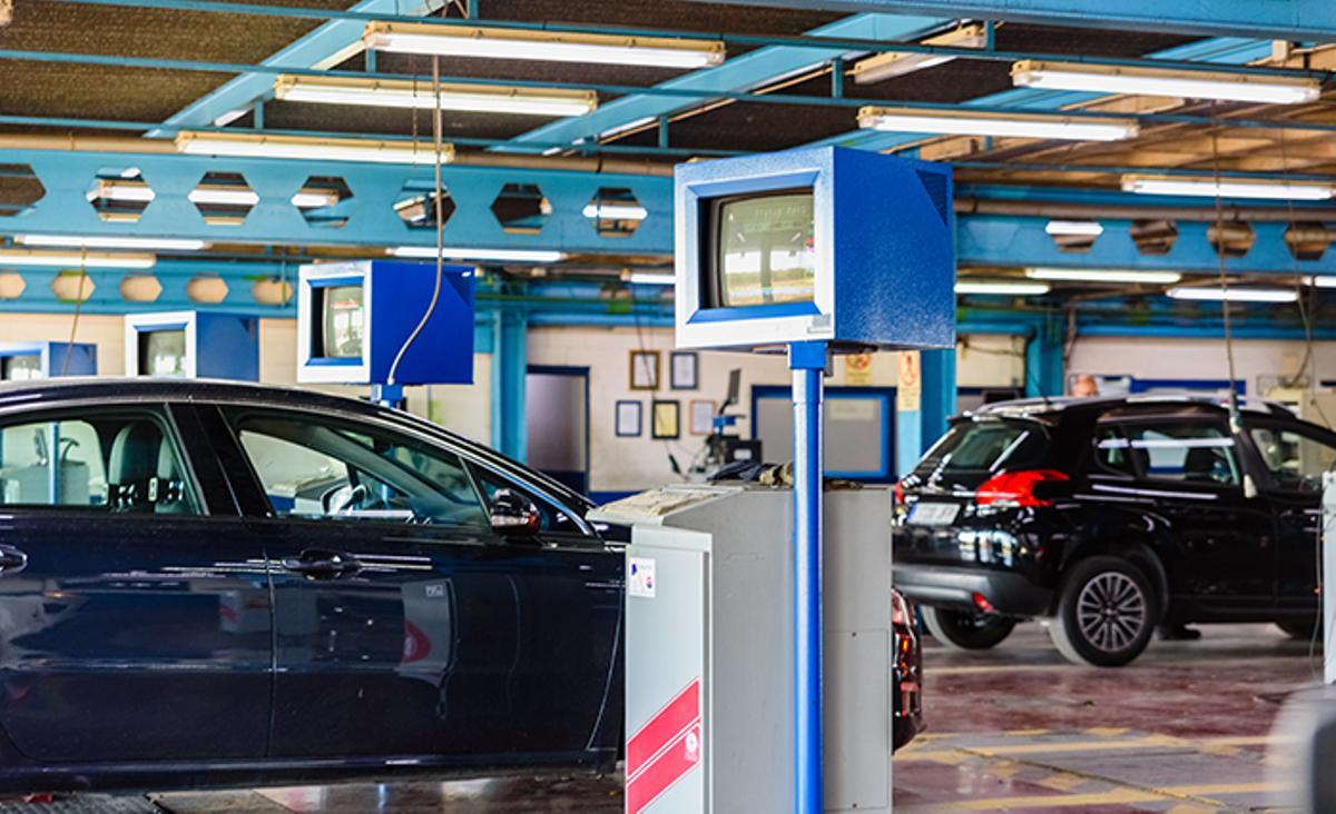 Cars passing the MOT