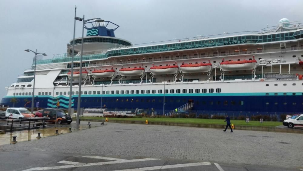 Cruceros en Vigo | Día frenético en el puerto de Vigo con su segundo mayor embarque desde 2009