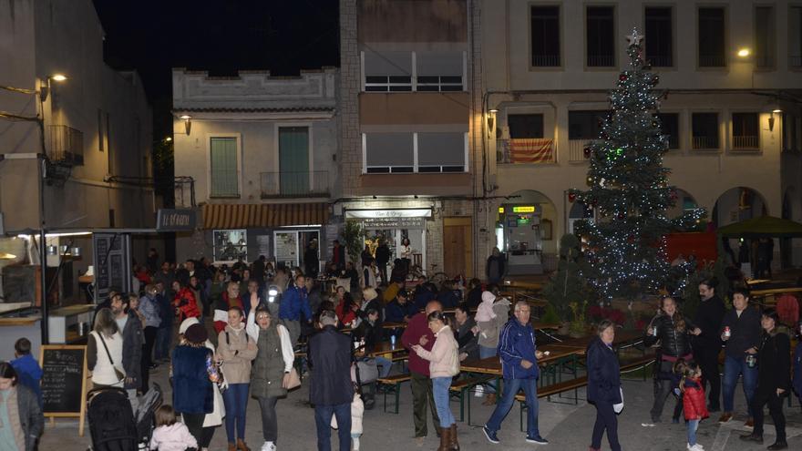 Moncofa dinamiza el turismo durante el puente con ‘foodtrucks’ y música en directo