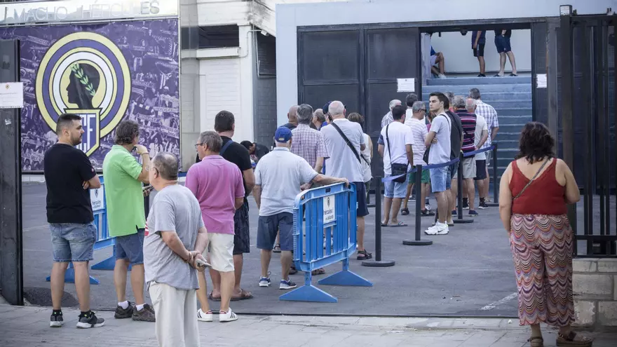 El Hércules pone fecha a la venta física de abonos en el Rico Pérez