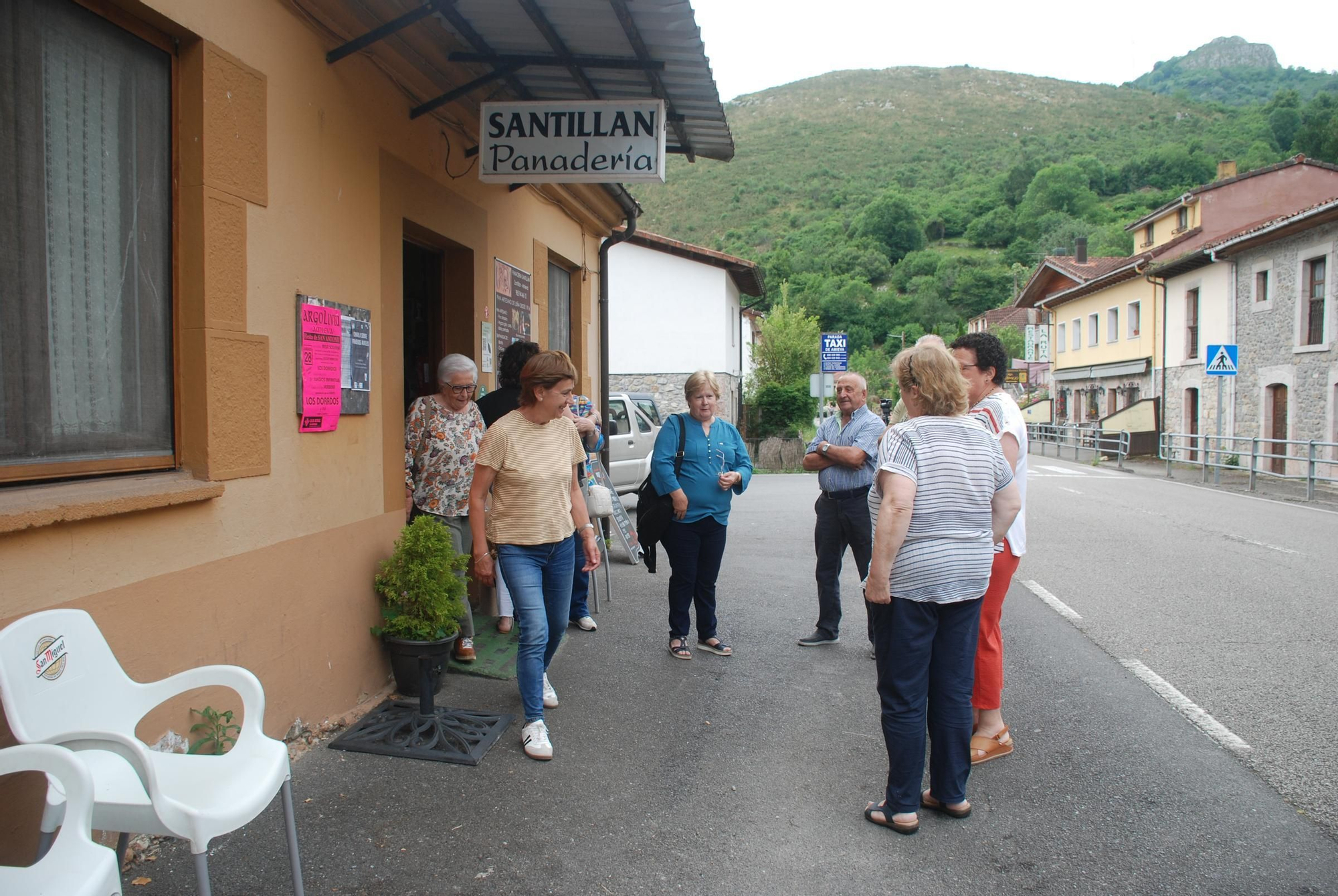 Cierra la emblemática panadería de Amieva